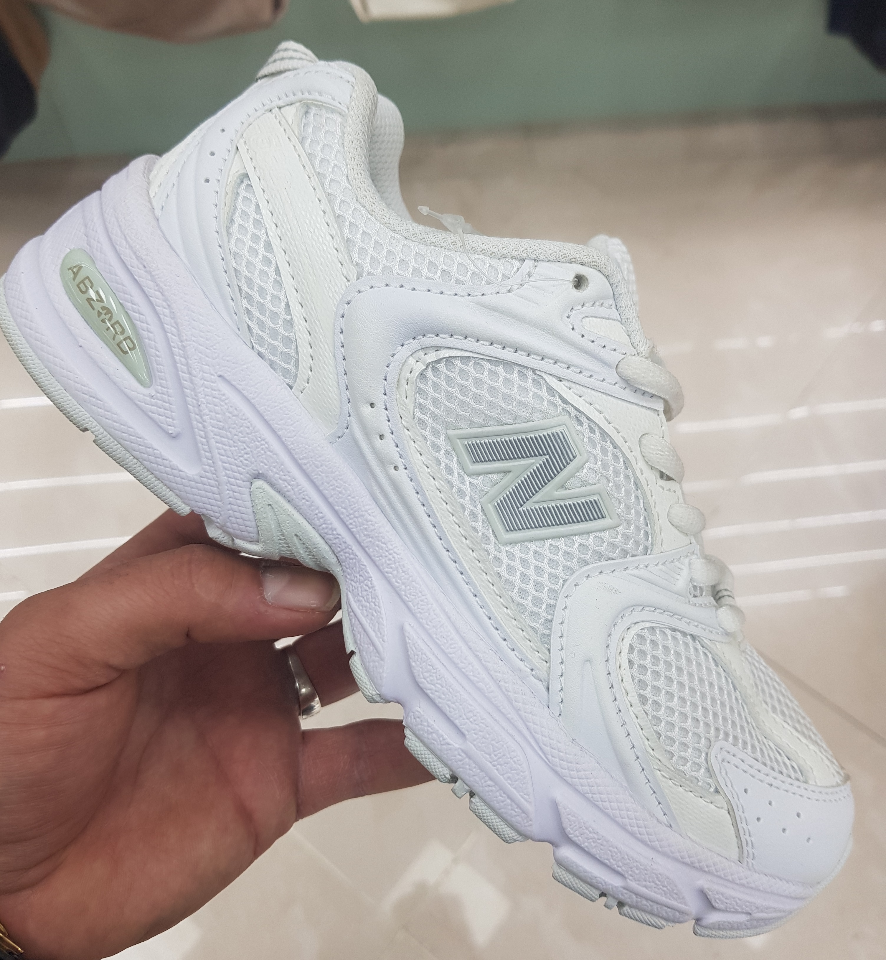 کفش نیوبالانس 530 New Balance