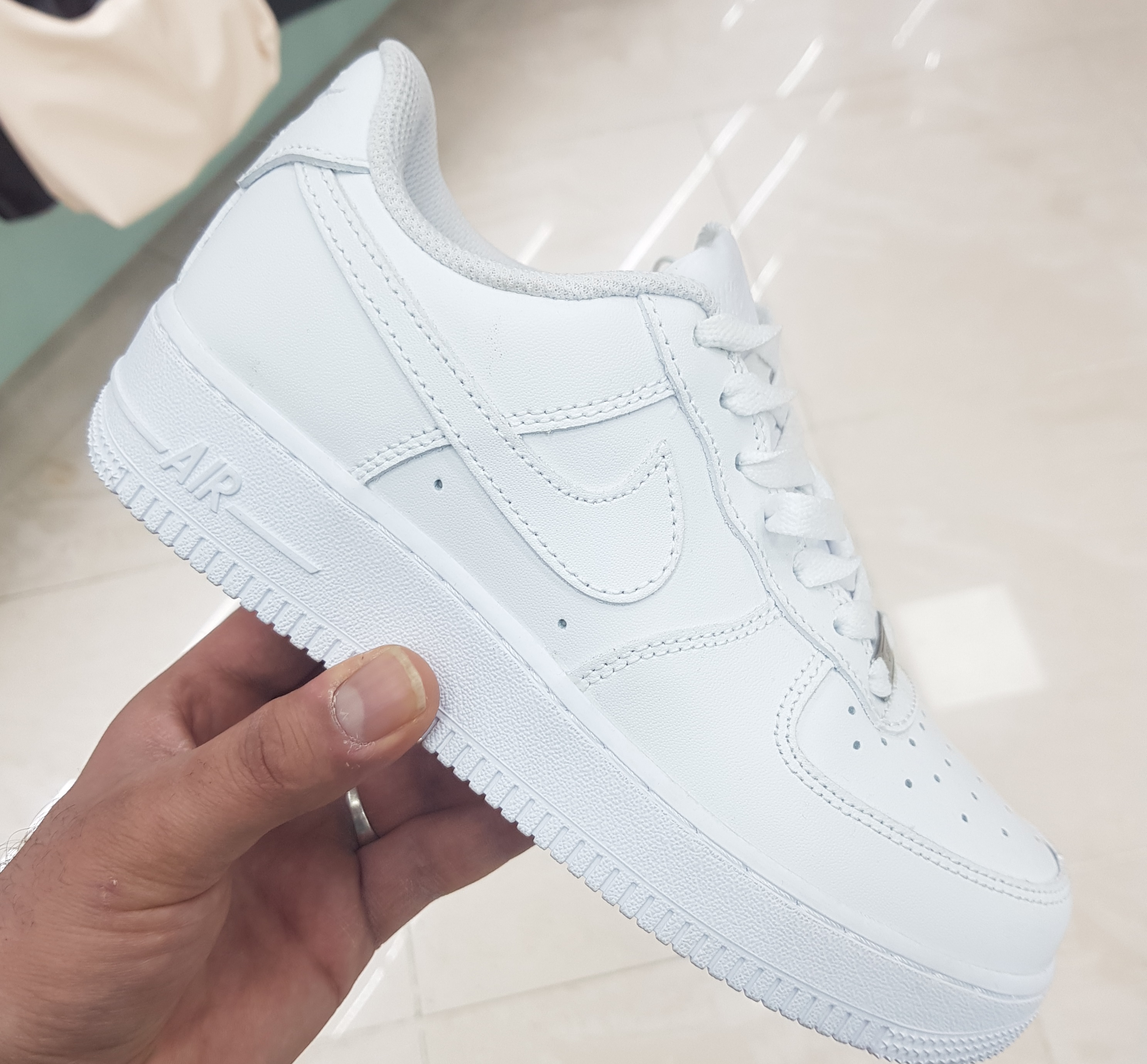 نایک ایرفورس وان سفید Nike Air Force 1